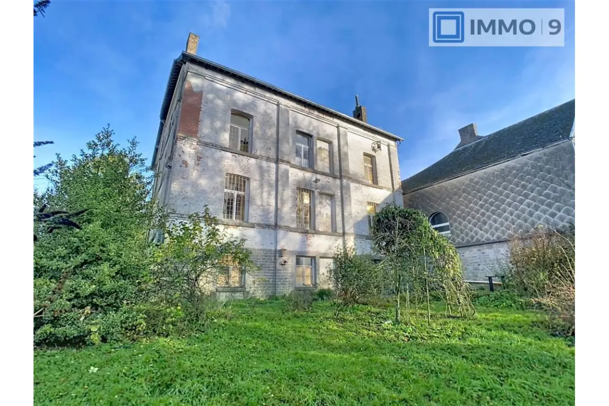Maison à vendre à Walcourt 5650 395000.00€ 12 chambres 403.00m² - annonce 647253
