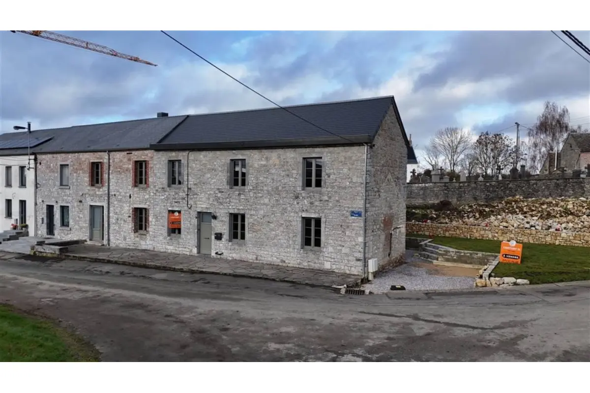 Maison à vendre à Vodecée 5600 205000.00€ 3 chambres 201.00m² - annonce 647883