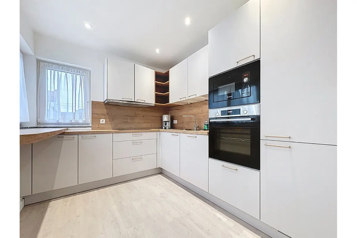 Maison à louer à Jambes 5100 900.00€ 1 chambres m² - annonce 647842