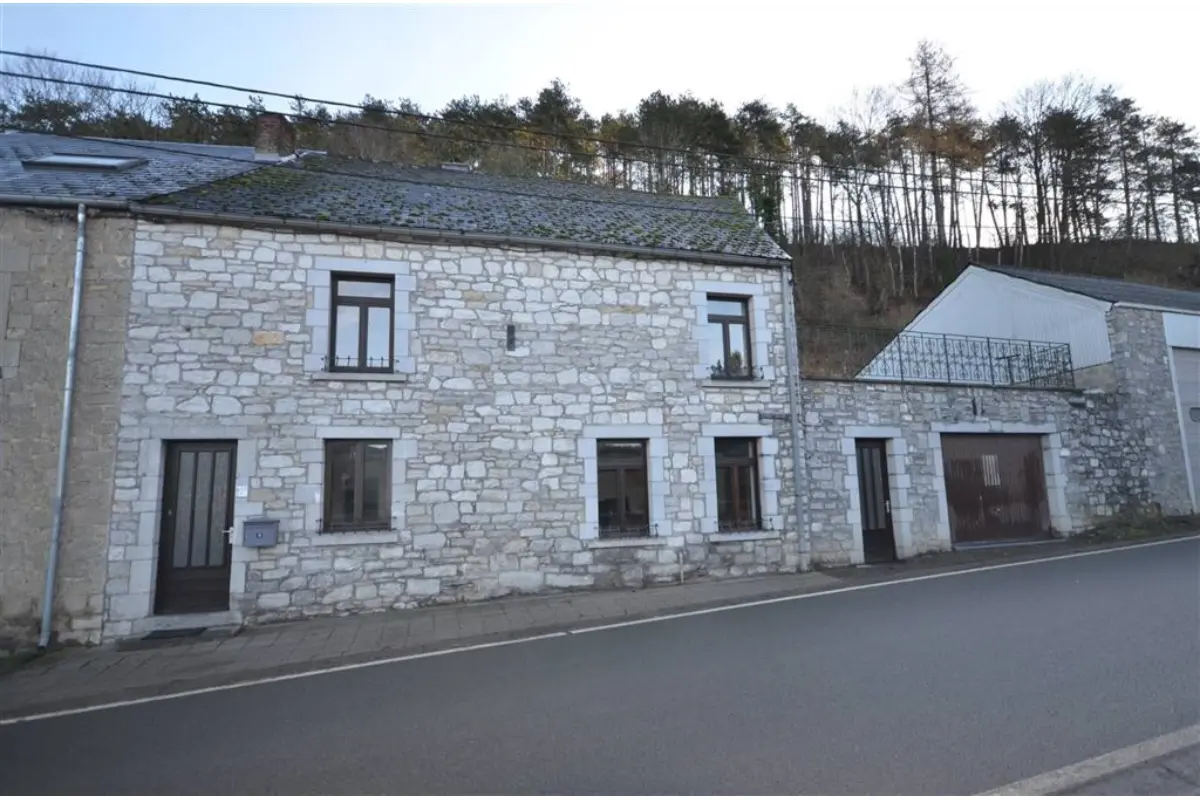 Maison à vendre à Boussu-en-Fagne 5660 157000.00€ 3 chambres 100.00m² - annonce 648673