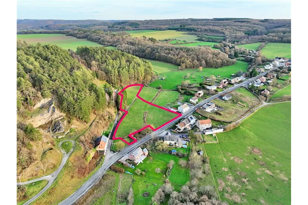 Terrain à vendre à Nismes 5670 160000.00€  chambres m² - annonce 649220