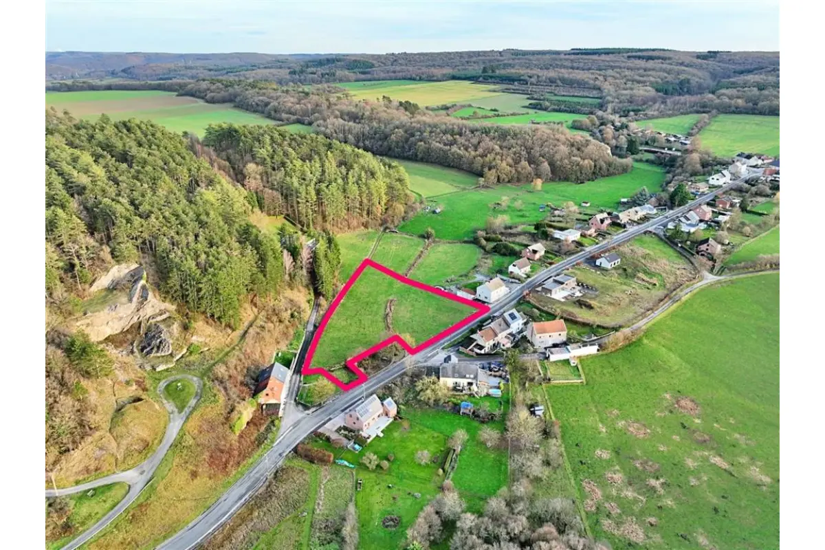 Terrain à bâtir à vendre à Nismes 5670 160000.00€  chambres m² - annonce 649220