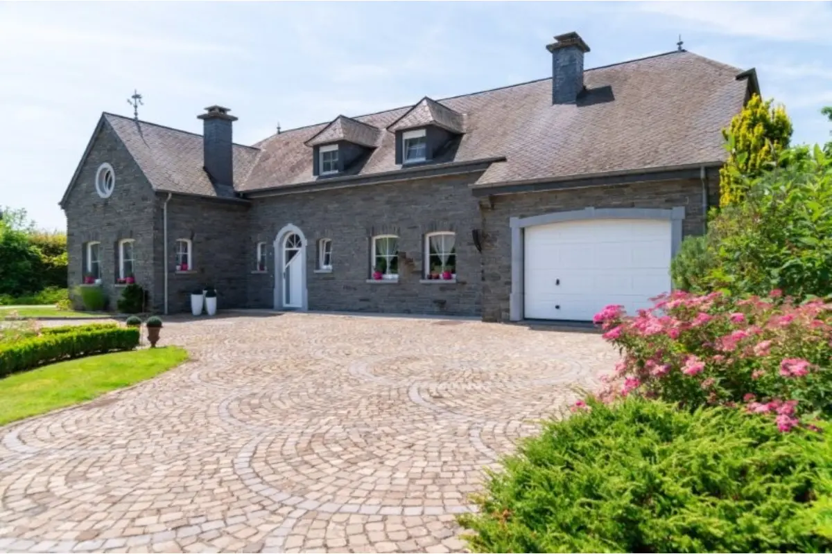 Maison à vendre à Patignies 5575 990000.00€ 5 chambres 350.00m² - annonce 649443