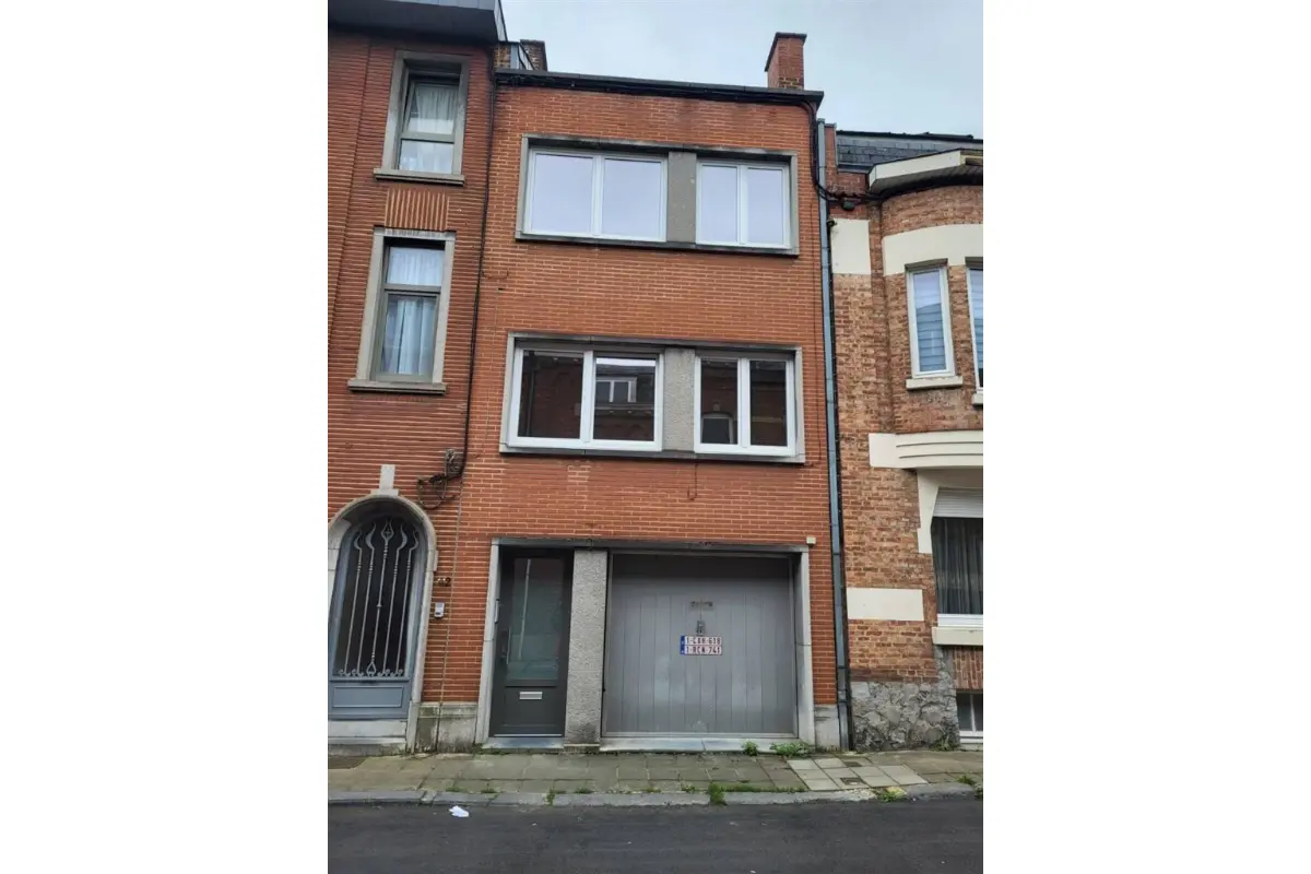 Appartement à  à Saint-Servais 5002 680.00€ 1 chambres 42.00m² - annonce 650152