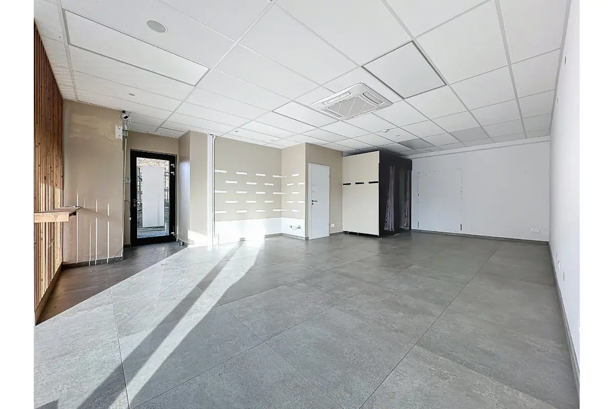 Commerce à vendre à Ohey 5350 175000.00€  chambres 65.00m² - annonce 650070