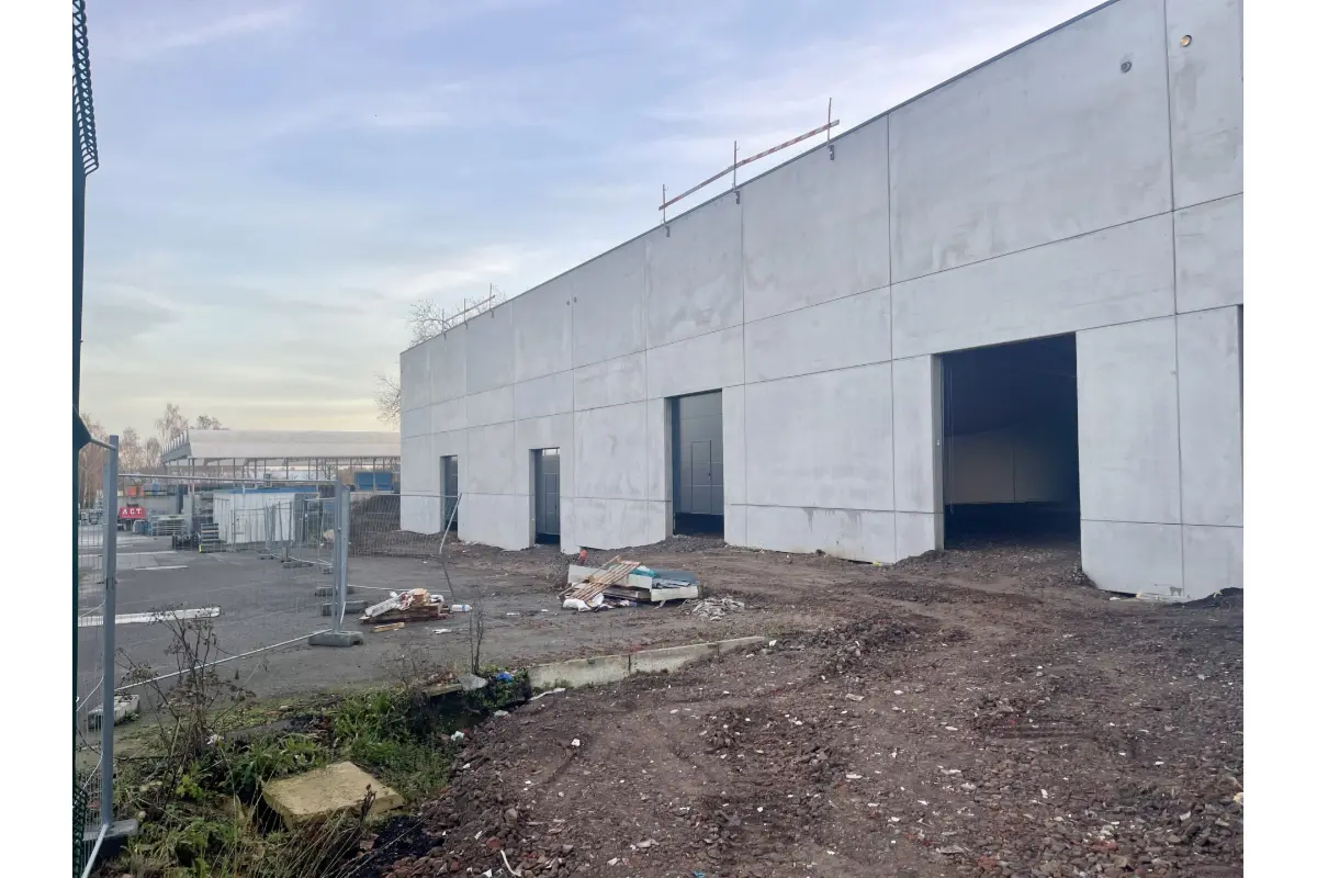 Commerce à louer à Gembloux 5030 1330.00€  chambres 168.00m² - annonce 650076