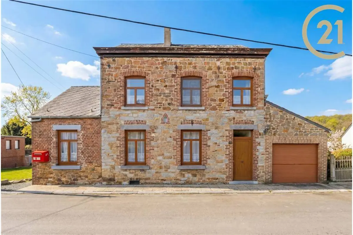 Maison à vendre à Dave 5100 230000.00€ 2 chambres 110.00m² - annonce 652618