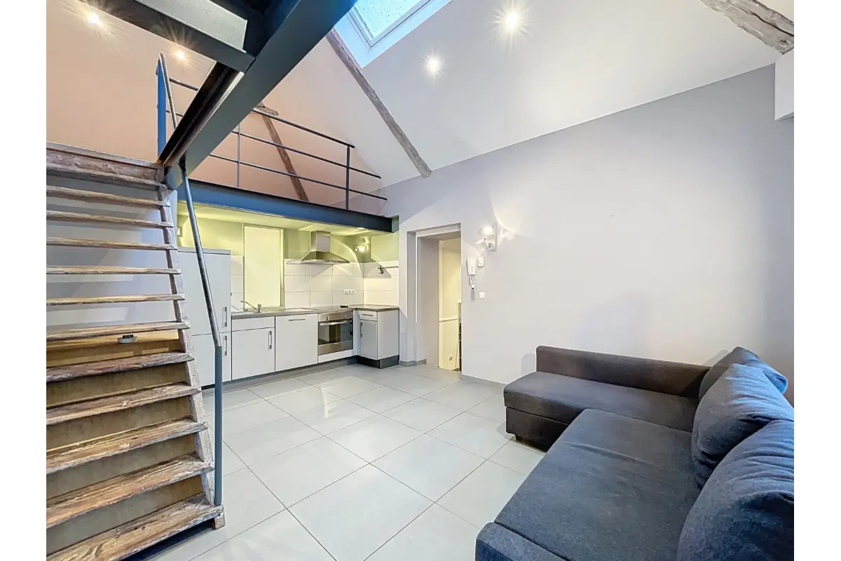 Appartement à louer à Emptinne 5363 660.00€ 1 chambres 101.00m² - annonce 653423