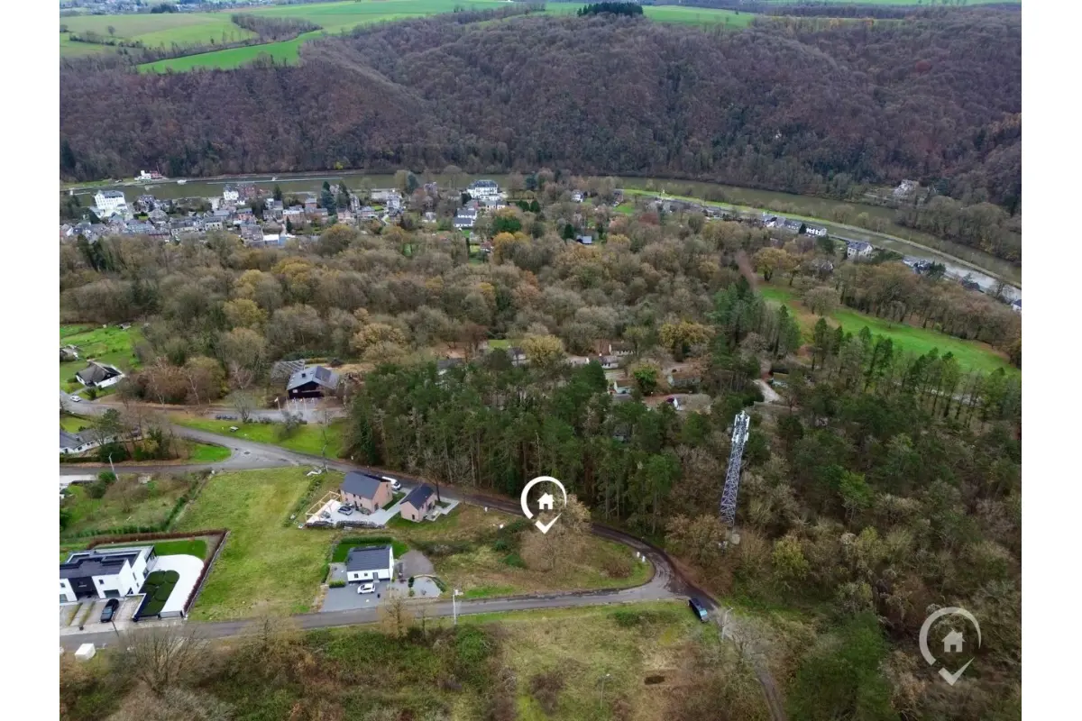 Terrain à vendre à Waulsort 5540 80000.00€  chambres m² - annonce 655737