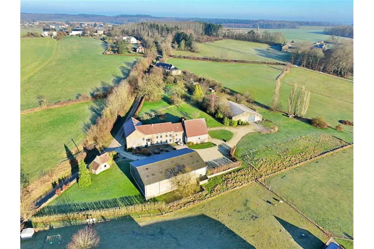 Maison à vendre à Mettet 5640 1499000.00€ 6 chambres 436.00m² - annonce 655579