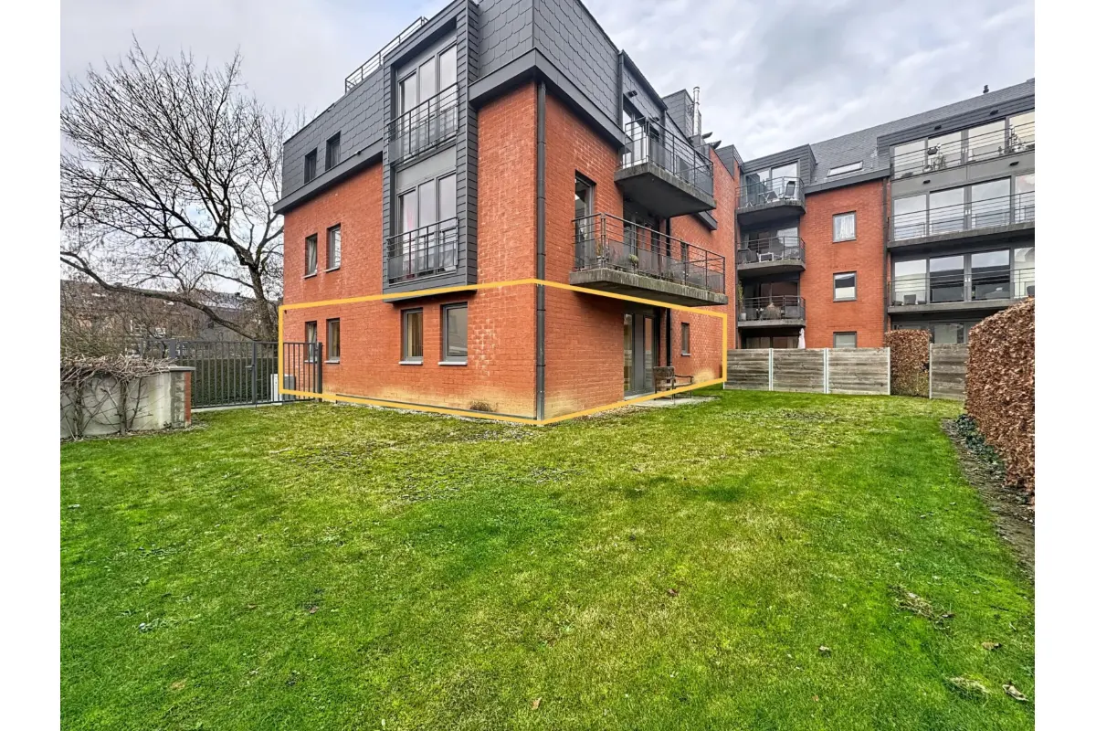 Commerce à vendre à Ciney 5590 350000.00€  chambres 131.00m² - annonce 657249