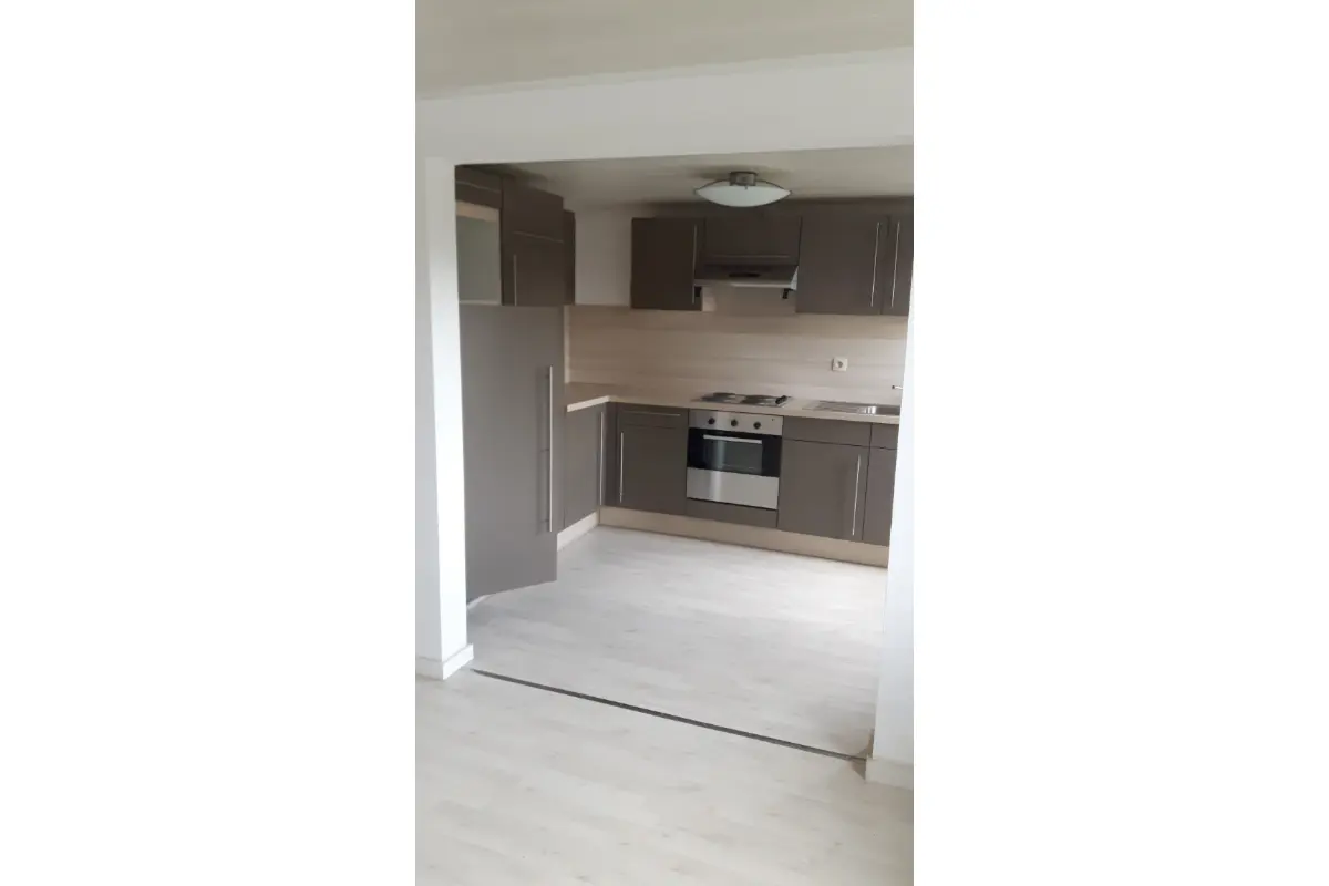 Appartement à louer à Rochefort 5580 670.00€ 1 chambres 75.00m² - annonce 658336