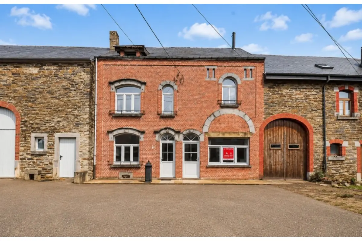 Maison à vendre à Willerzie 5575 169000.00€ 3 chambres 240.00m² - annonce 659451