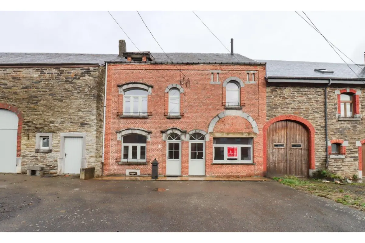 Maison à vendre à Willerzie 5575 185000.00€ 3 chambres 240.00m² - annonce 659451