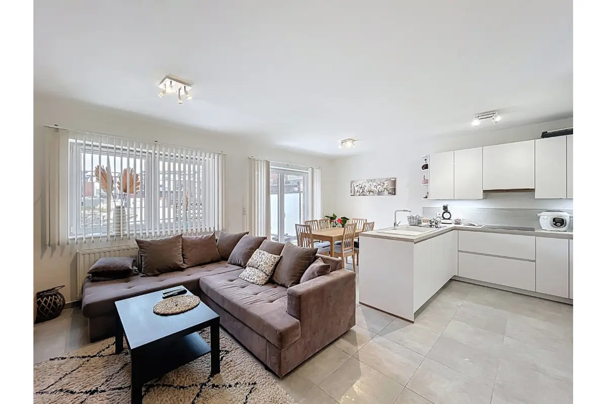 Rez-de-chaussée à louer à Ciney 5590 895.00€ 2 chambres 62.00m² - annonce 659492