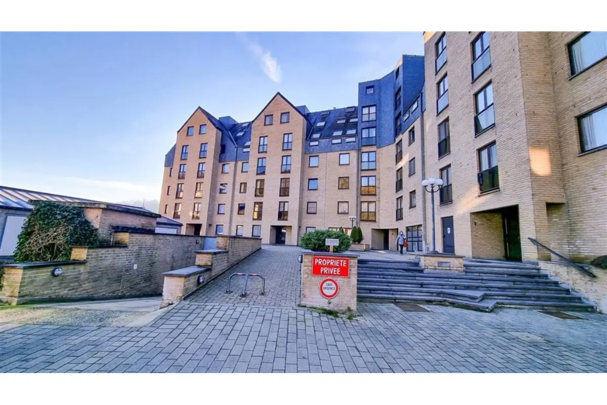 Appartement à louer à Dinant 5500 1290.00€ 4 chambres 167.00m² - annonce 660215