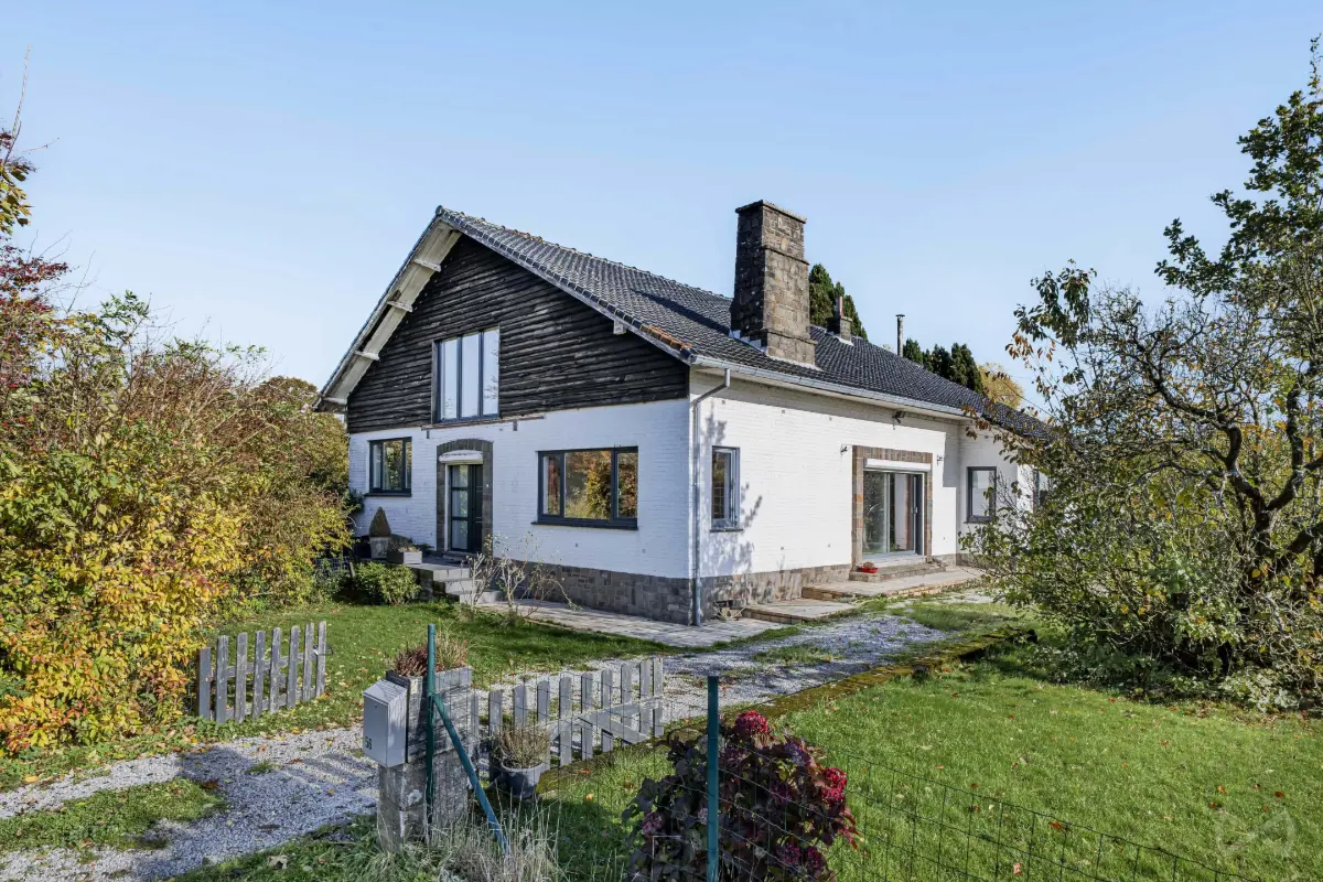 Maison à vendre à Walcourt 5650 337000.00€ 4 chambres 300.00m² - annonce 748466