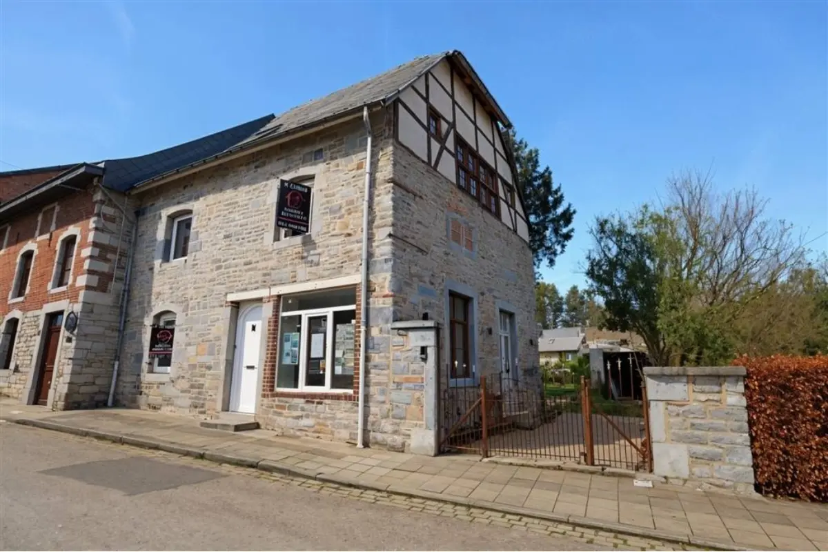 Maison à vendre à Waulsort 5540 374000.00€ 4 chambres 211.00m² - annonce 660724