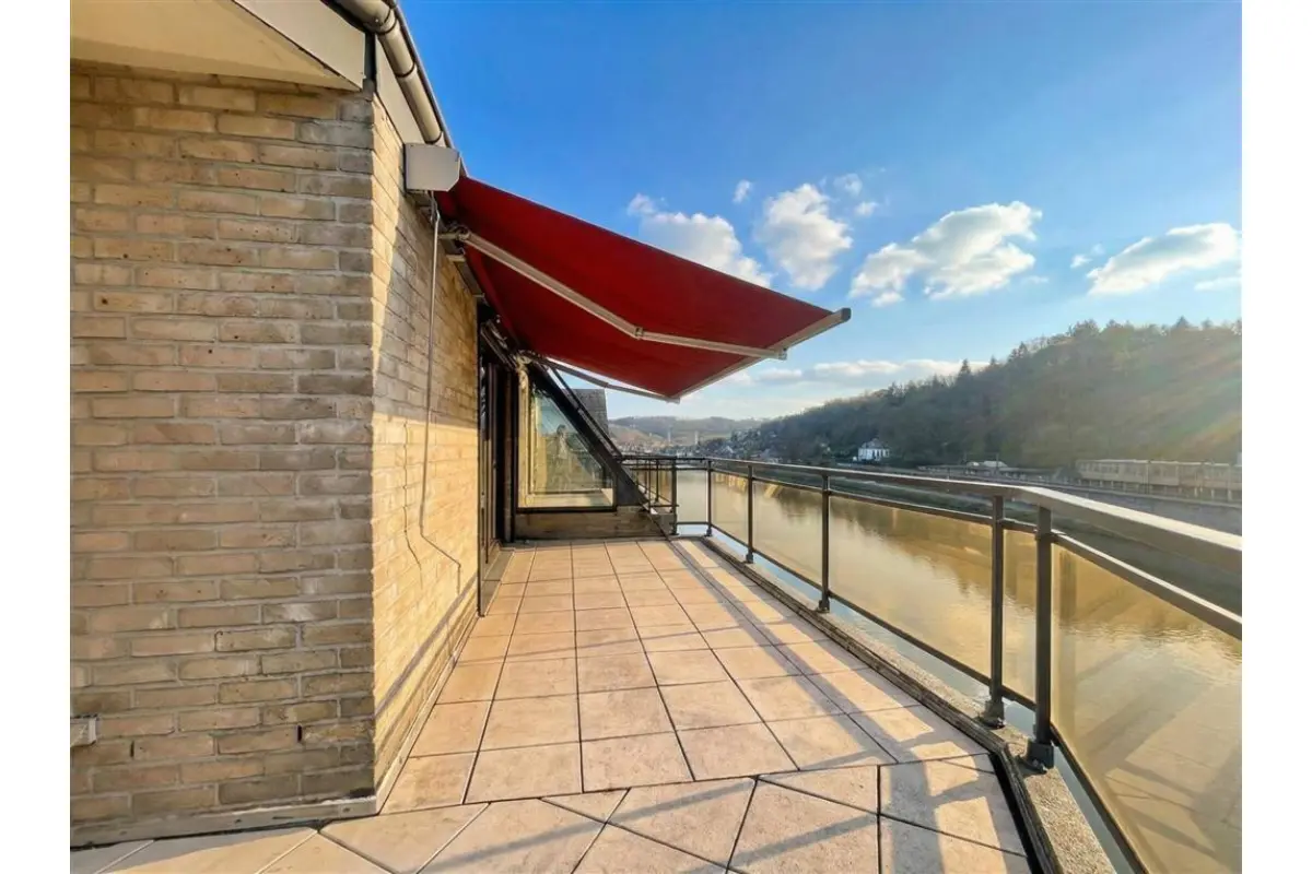 Appartement à louer à Dinant 5500 1290.00€ 4 chambres 167.00m² - annonce 692321