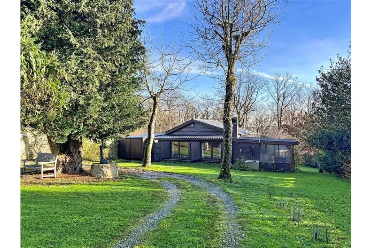 Maison à vendre à Hastière-Lavaux 5540 189000.00€ 2 chambres 95.00m² - annonce 660216