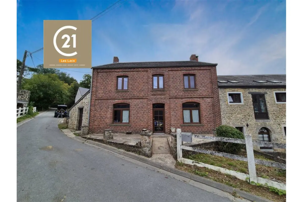 Maison à vendre à Fraire 5650 175000.00€ 5 chambres 160.00m² - annonce 664545