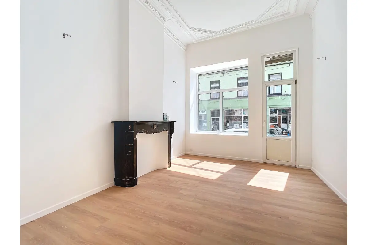 Appartement à  à Jemeppe-sur-Sambre 5190 675.00€ 1 chambres 65.00m² - annonce 665941