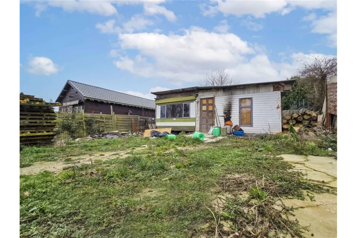 Bungalow à vendre à Hastière-Lavaux 5540 19000.00€ 1 chambres 49.00m² - annonce 666330