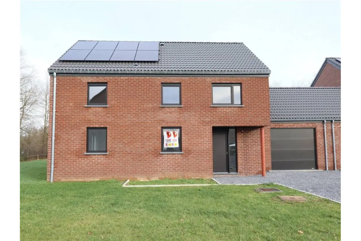 Maison à vendre à Anseremme 5500 365000.00€ 4 chambres 160.00m² - annonce 667508