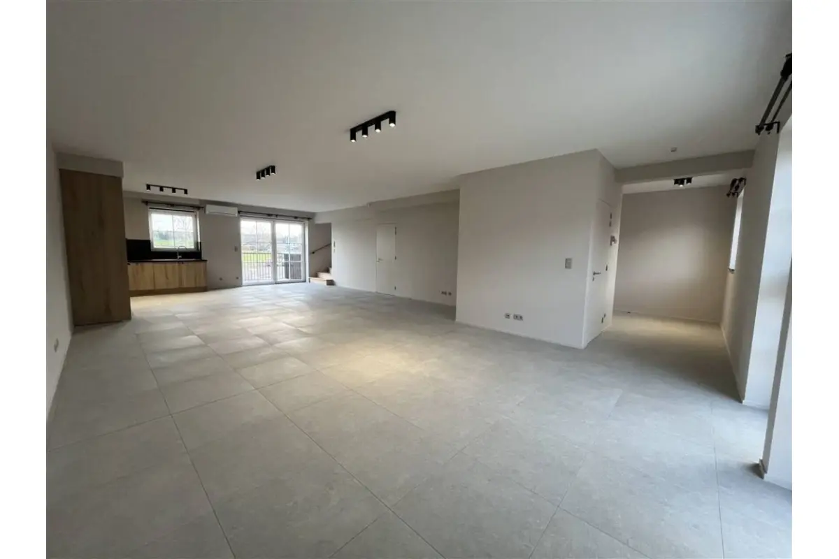 Triplex à  à Suarlée 5020 1500.00€ 3 chambres 147.00m² - annonce 670428