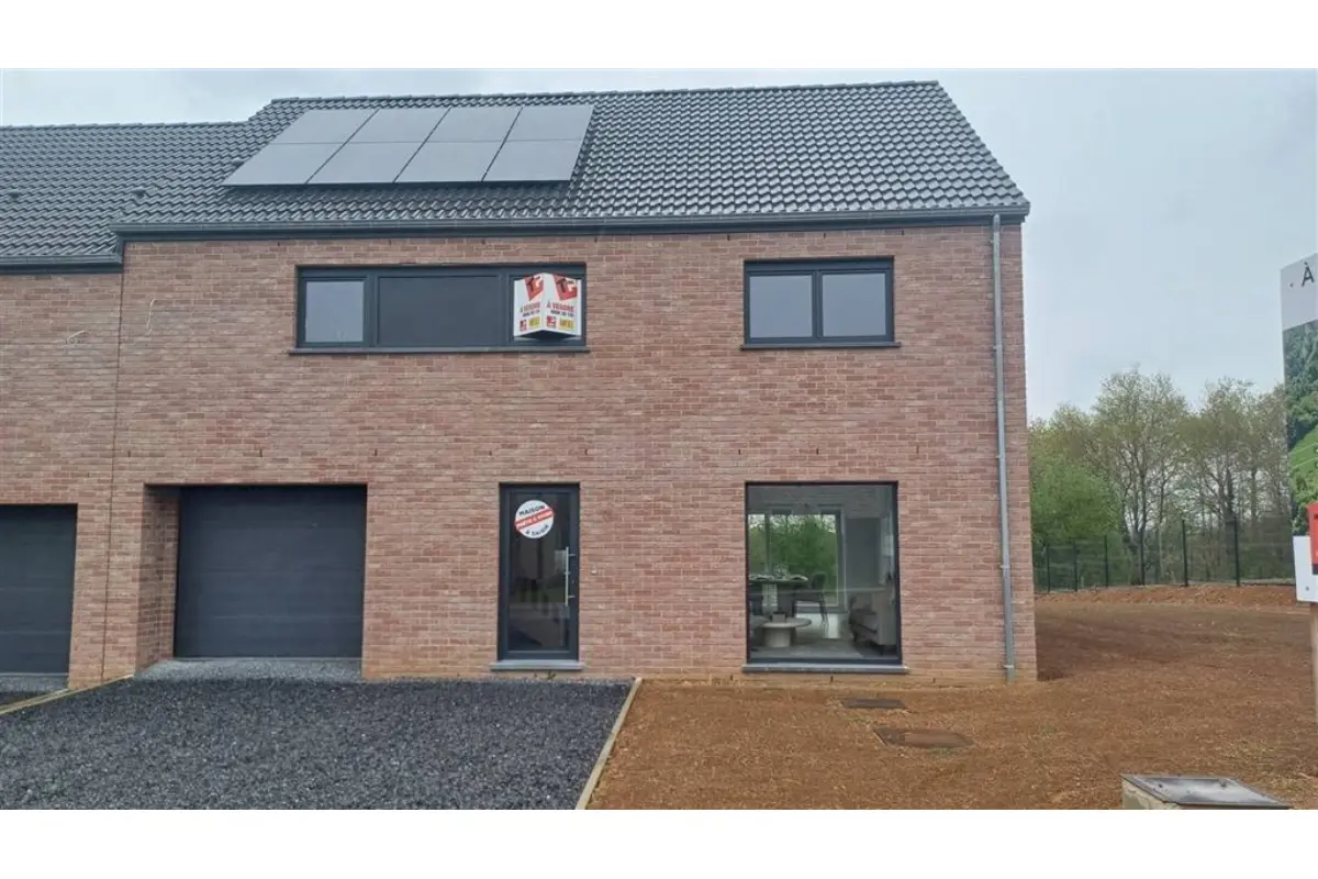 Maison à vendre à Anseremme 5500 359000.00€ 4 chambres 163.00m² - annonce 669814