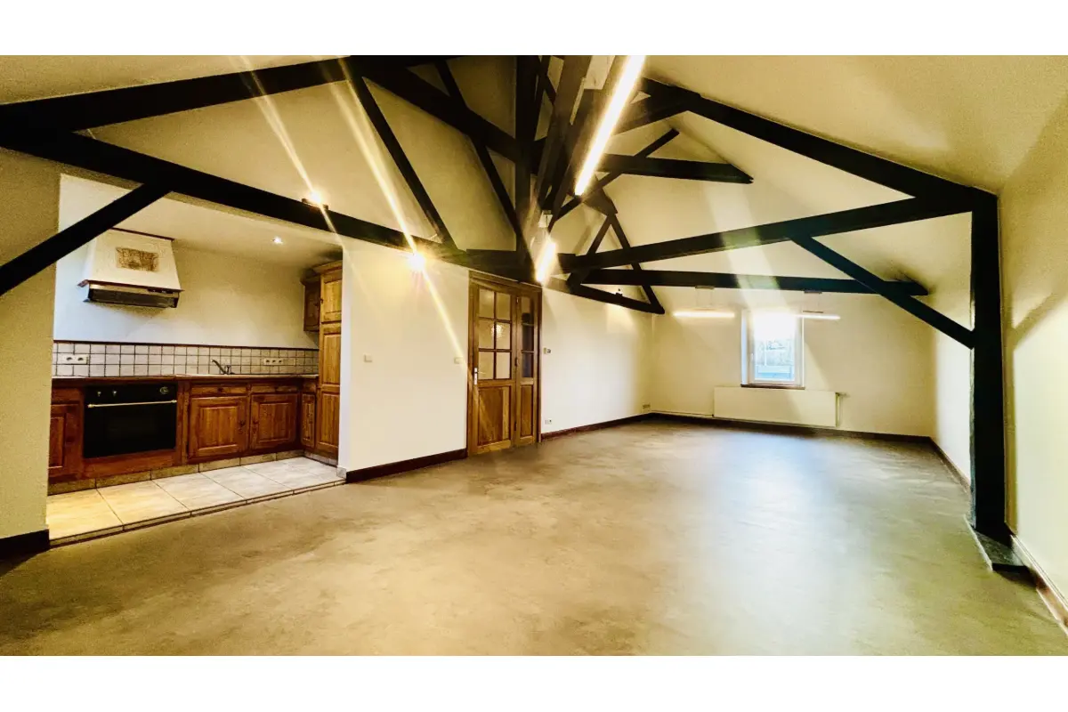 Appartement à  à Laneffe 5651 680.00€ 2 chambres 86.00m² - annonce 673423