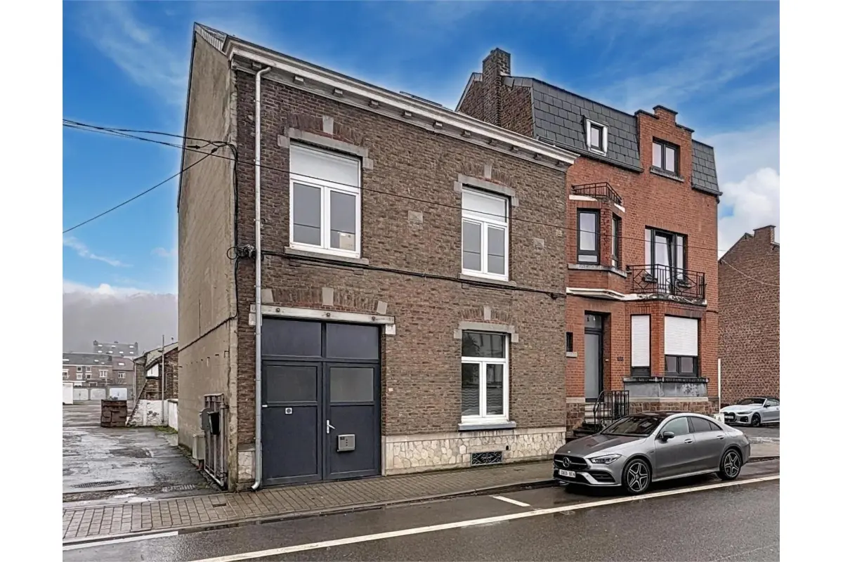 Maison à vendre à Jambes 5100 320000.00€ 5 chambres 214.00m² - annonce 712488