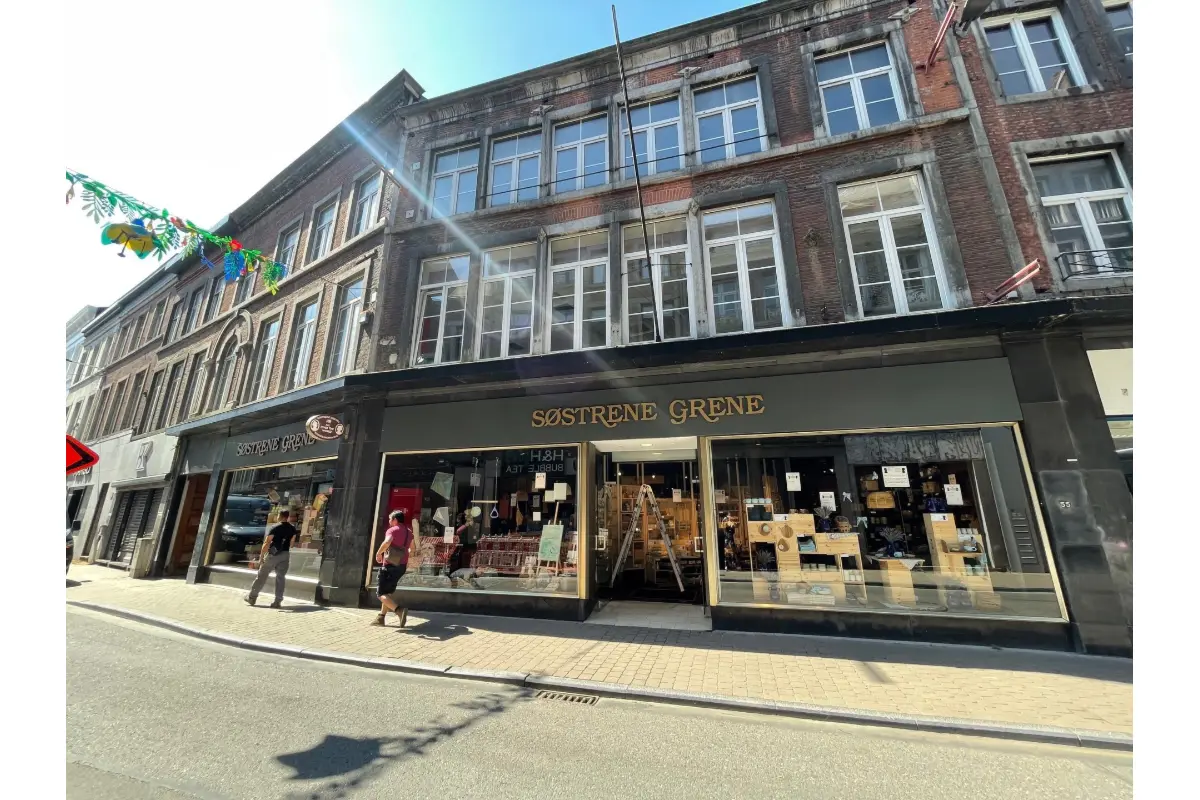 Maison à vendre à Namur 5000 1950000.00€  chambres 1488.00m² - annonce 675342