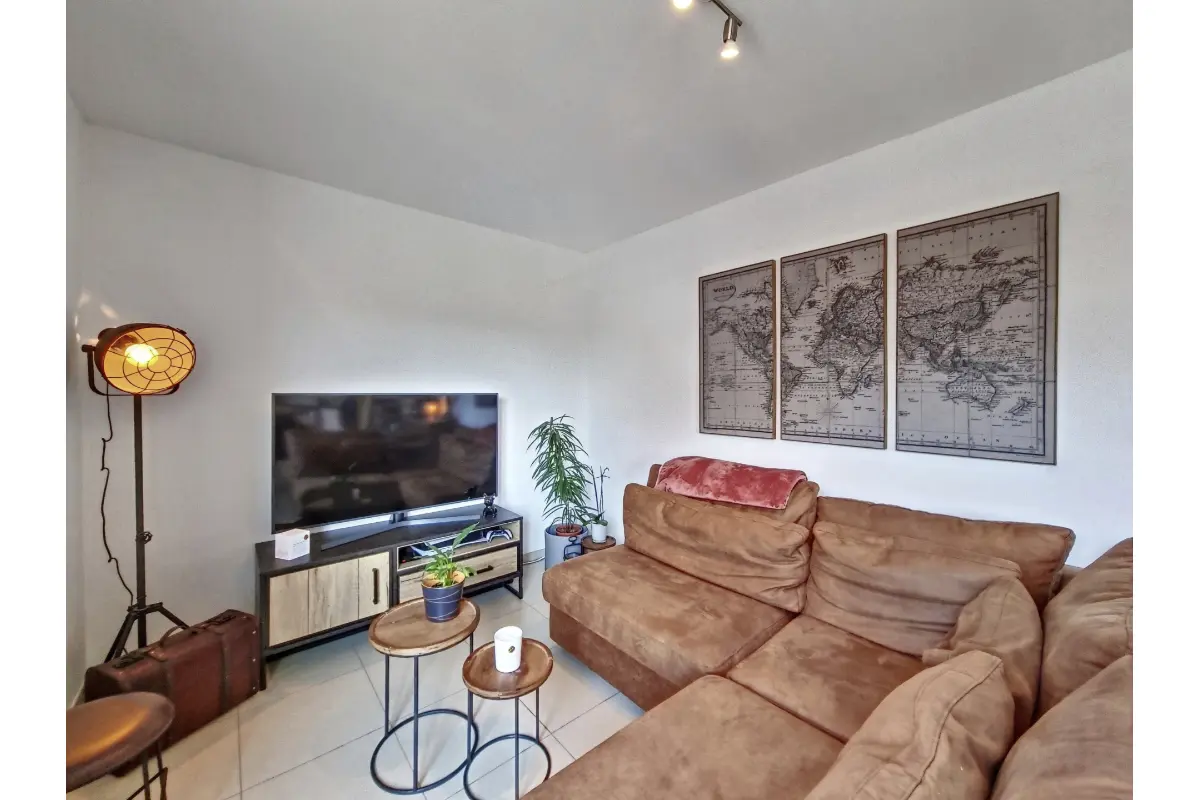 Duplex à louer à Namur 5000 820.00€ 1 chambres 75.00m² - annonce 675399