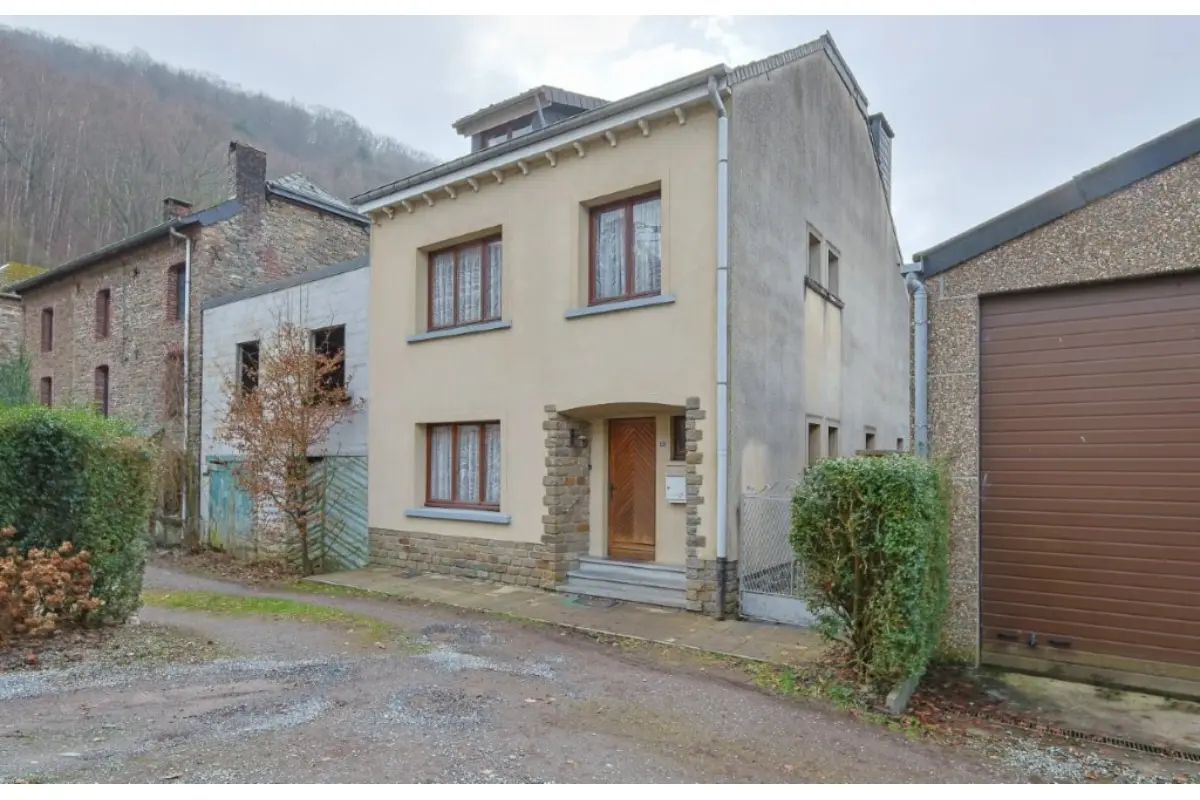 Maison à  à Bohan 5550 165000.00€ 5 chambres 163.00m² - annonce 675675