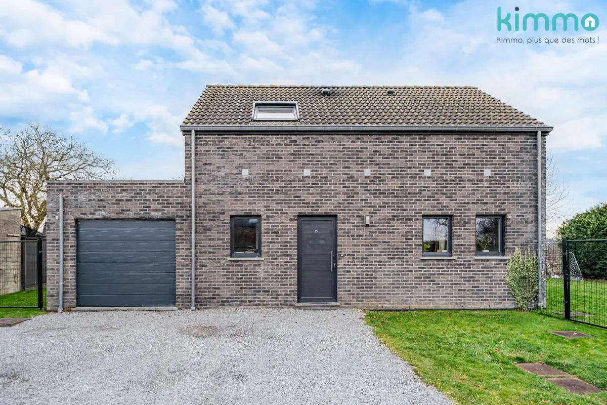 Maison à vendre à Fosses-la-Ville 5070 299000.00€ 3 chambres 126.00m² - annonce 676315