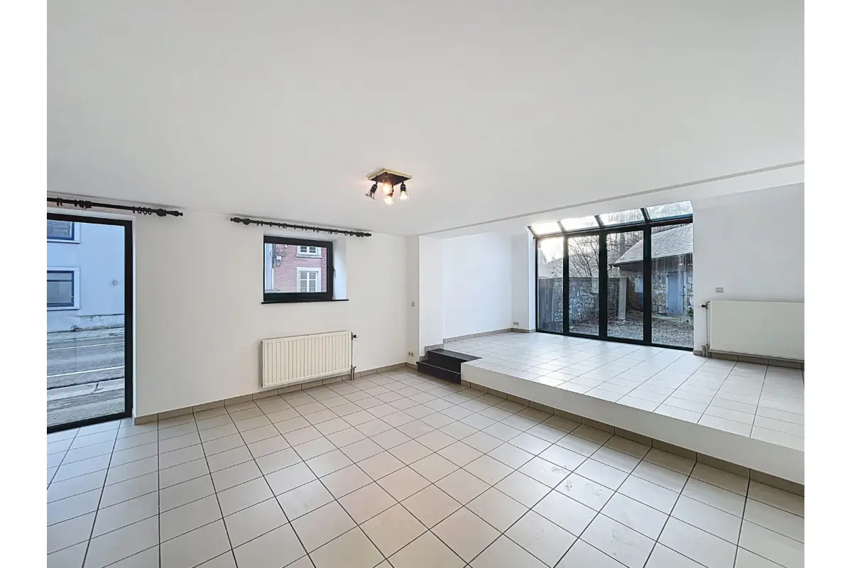Rez-de-chaussée à louer à Ciney 5590 840.00€ 2 chambres 100.00m² - annonce 676357