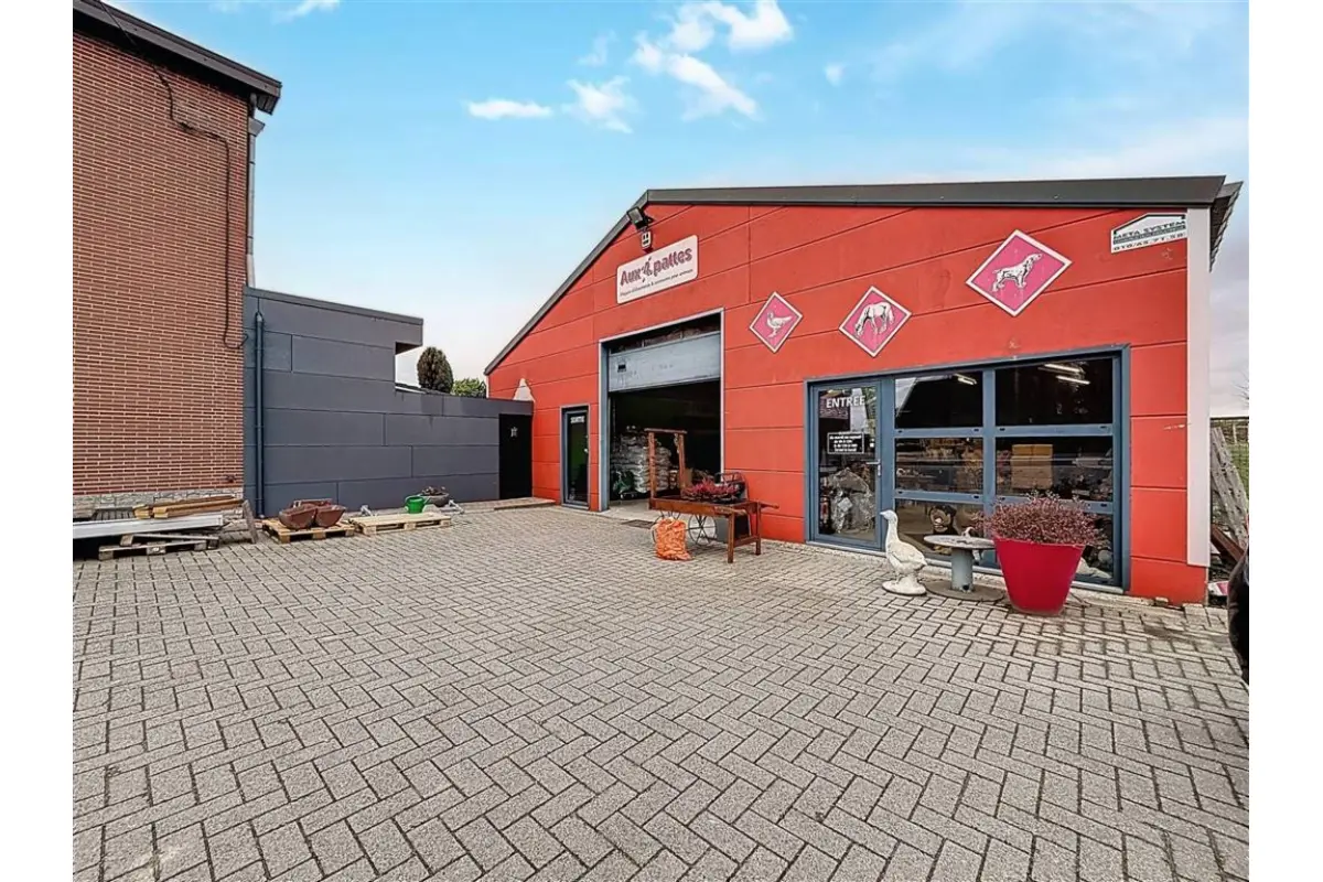 Commerce à louer à Ligny 5140 3000.00€  chambres 330.00m² - annonce 676708