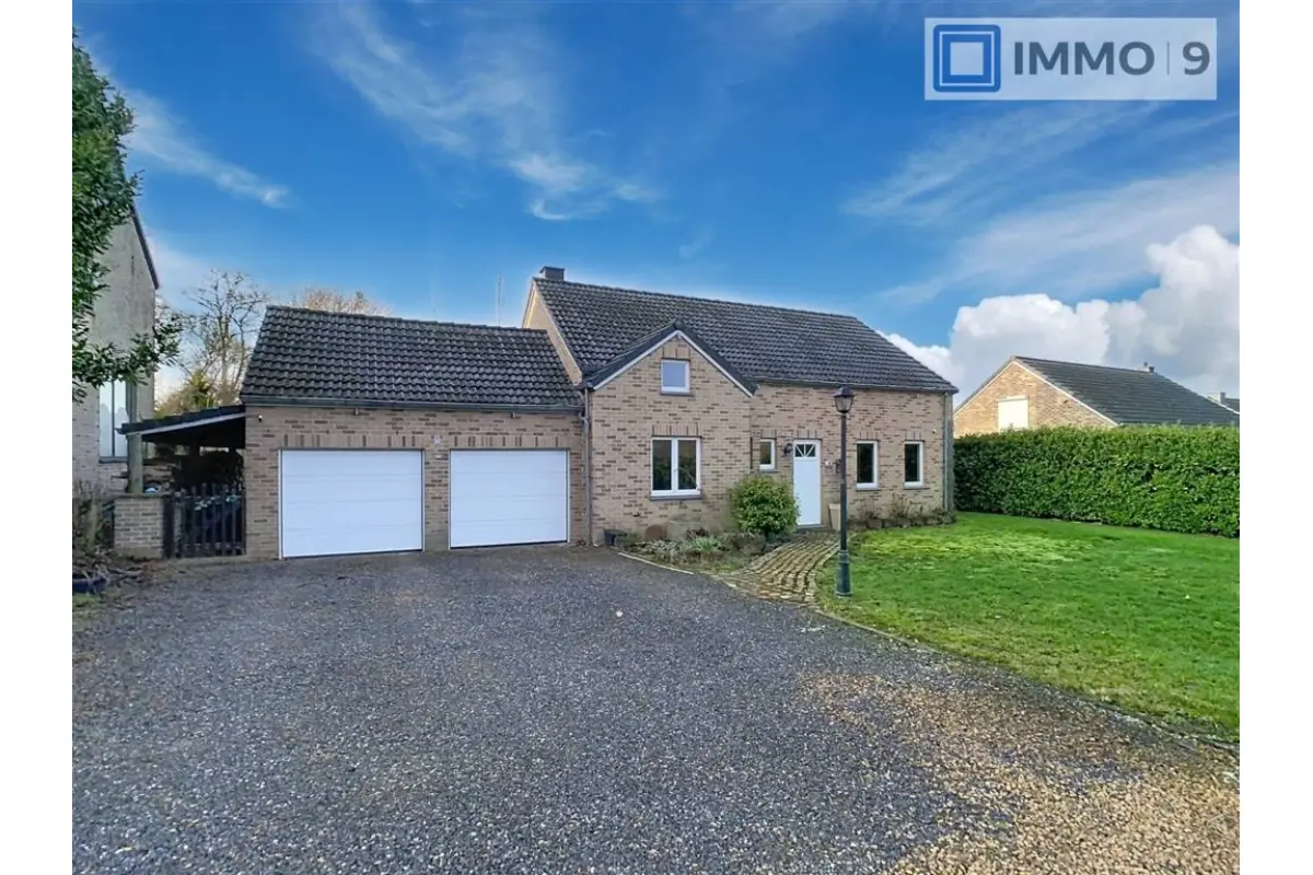 Maison à vendre à Pondrôme 5574 370000.00€ 4 chambres 156.00m² - annonce 677765