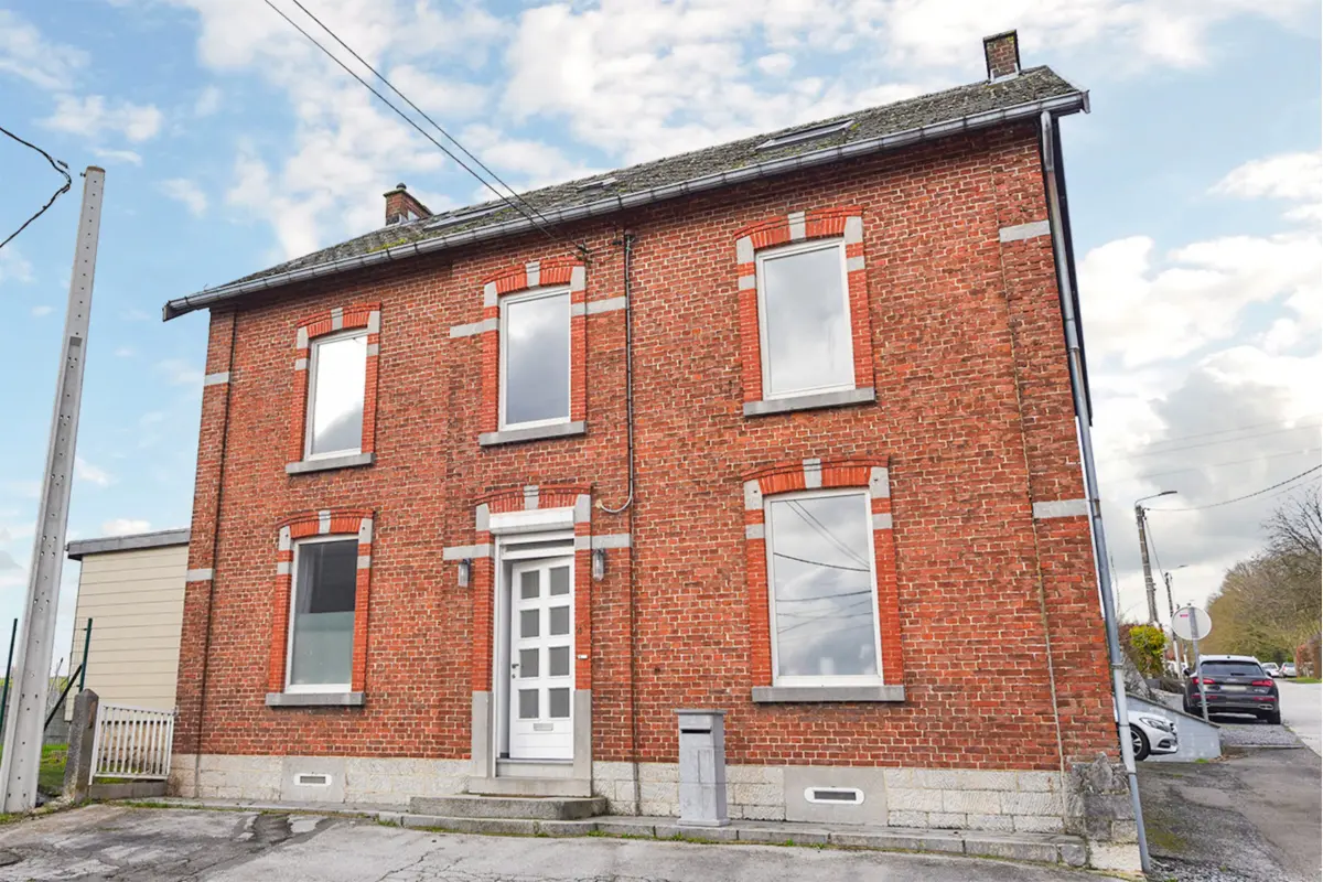 Maison à vendre à Mettet 5640 299000.00€ 4 chambres 292.00m² - annonce 680330