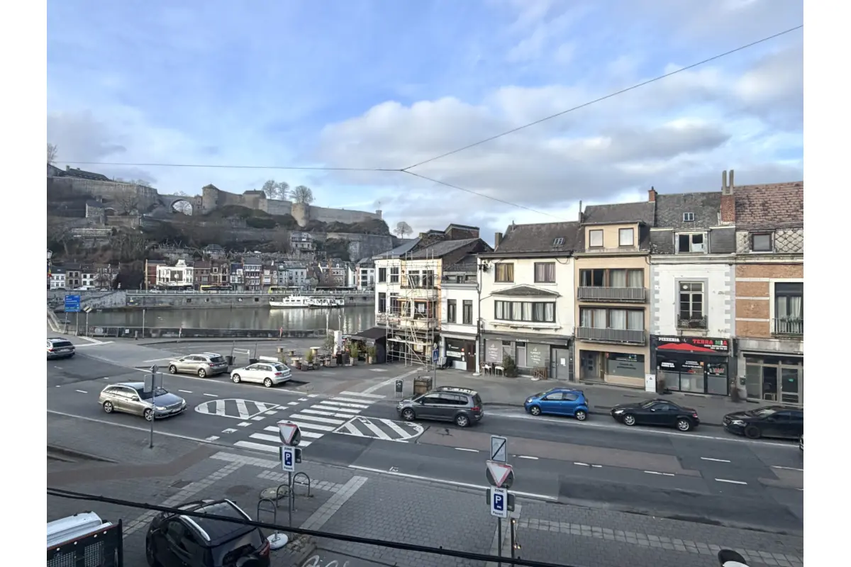 Appartement à louer à Jambes 5100 950.00€ 2 chambres 78.50m² - annonce 680379