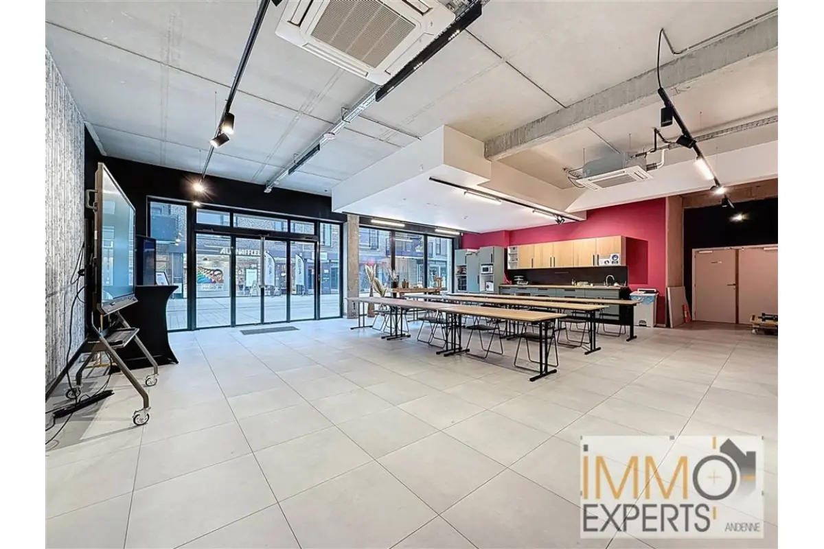 Commerce à louer à Andenne 5300 2000.00€  chambres 164.00m² - annonce 683925