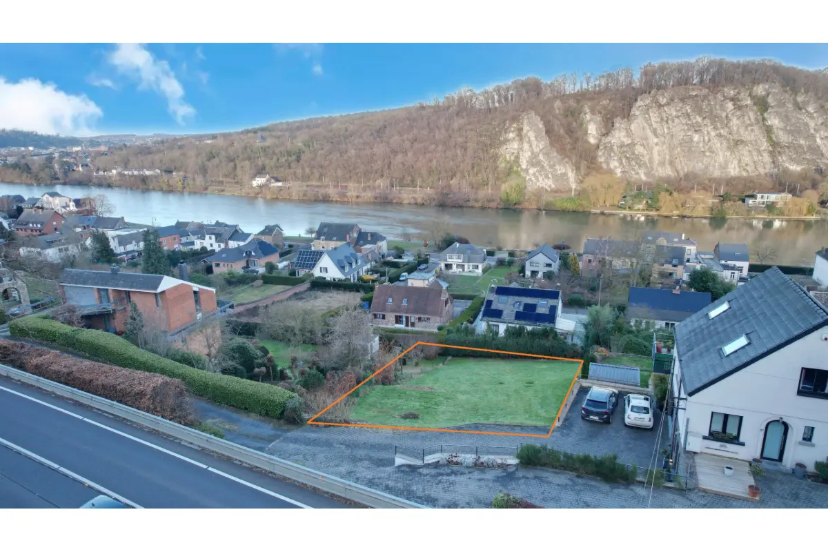 Terrain à vendre à Dave 5100 150000.00€  chambres m² - annonce 684154