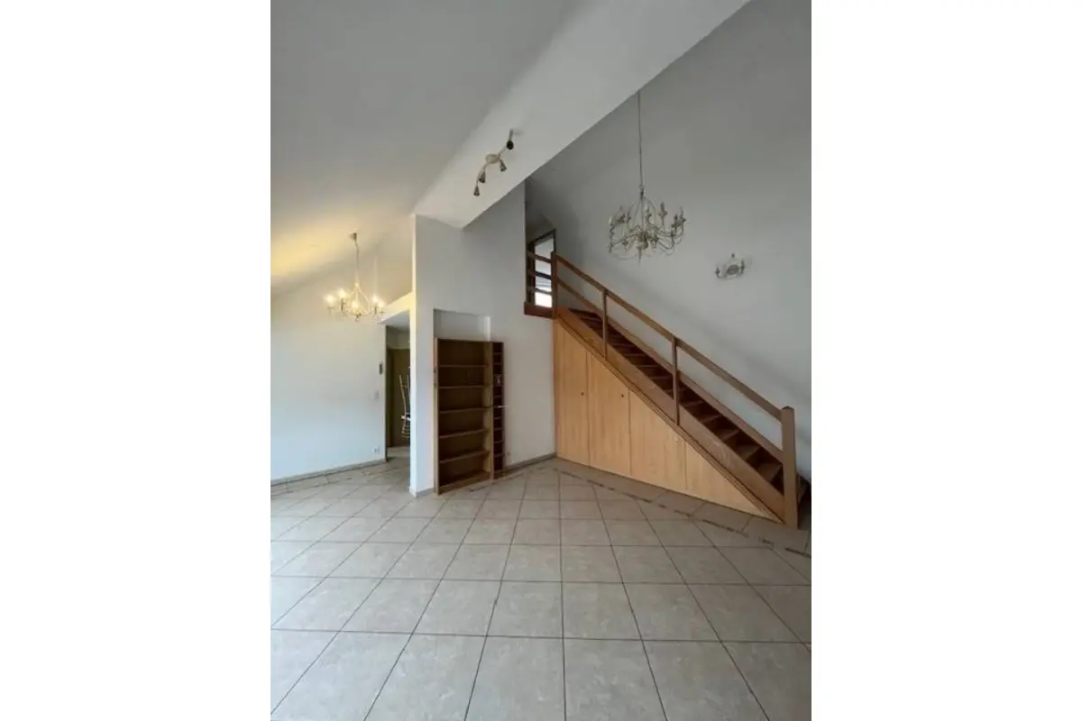Appartement à louer à Auvelais 5060 920.00€ 3 chambres 114.00m² - annonce 685437