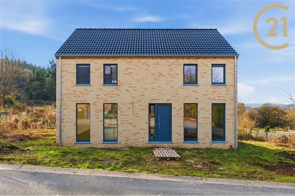 Maison à vendre à Mont 5530 419000.00€ 3 chambres 120.00m² - annonce 686108