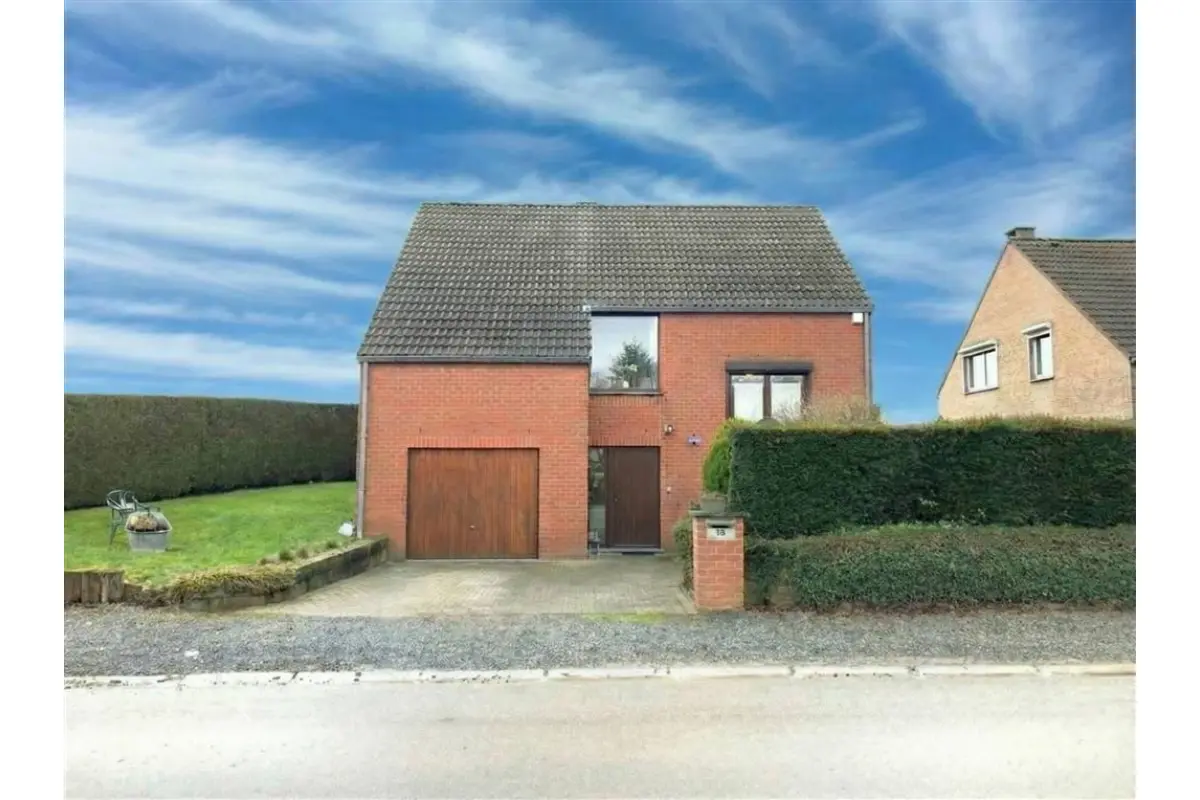 Maison à louer à Sauvenière 5030 1300.00€ 3 chambres 130.00m² - annonce 689855