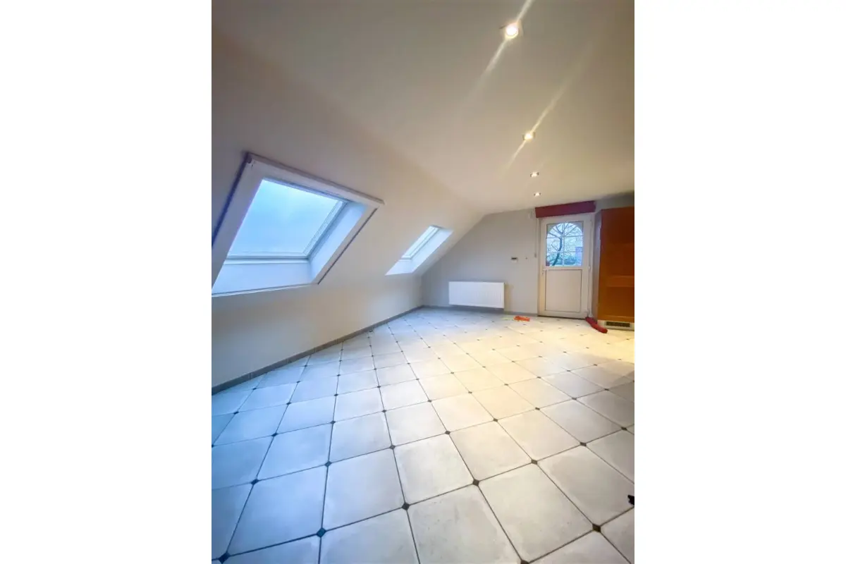 Appartement à louer à Sombreffe 5140 700.00€ 2 chambres 70.00m² - annonce 690354