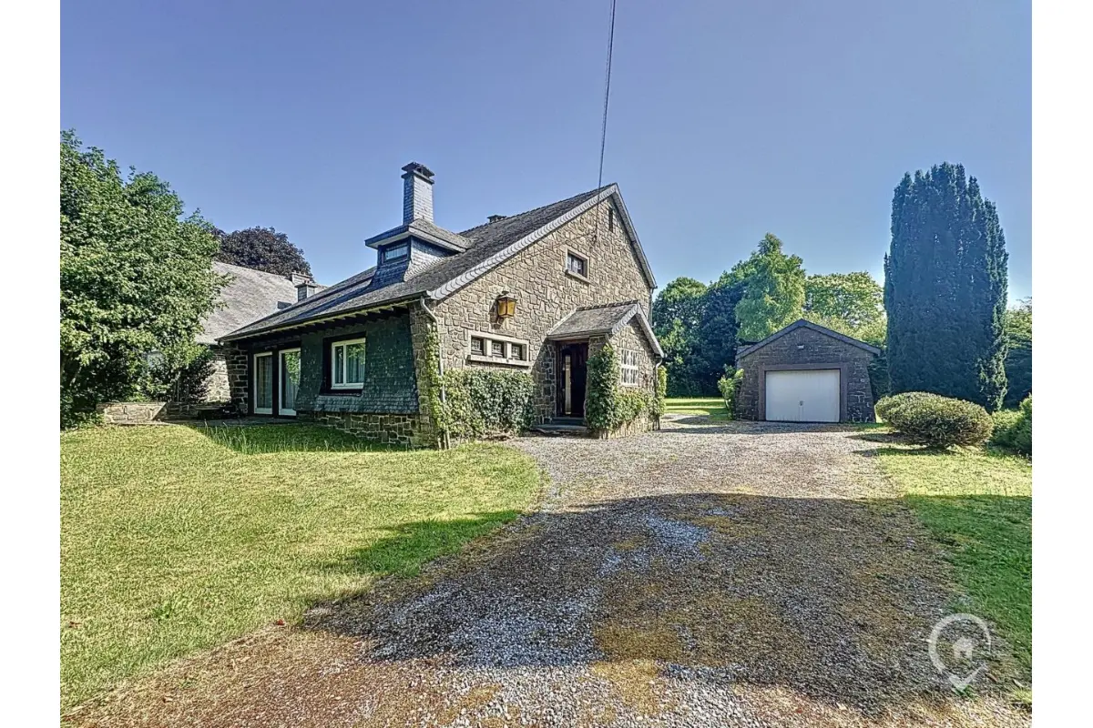 Villa à vendre à Bièvre 5555 395000.00€ 4 chambres 175.00m² - annonce 690925