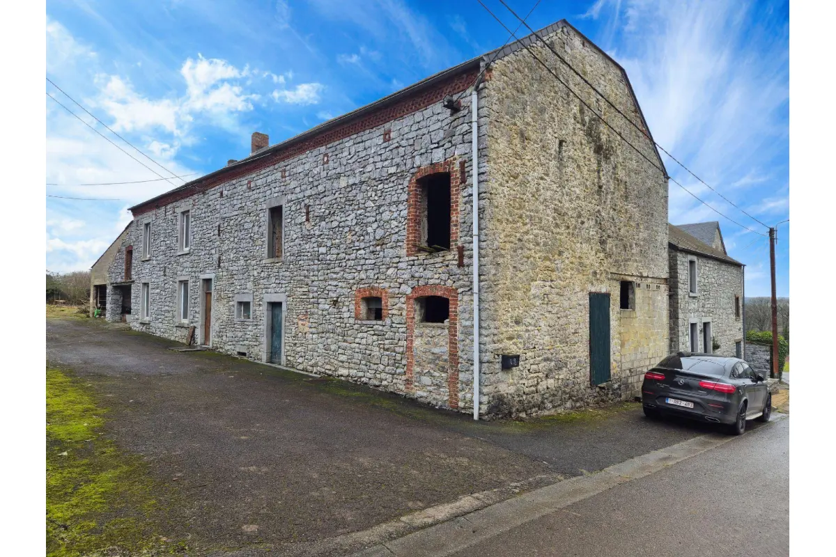 Commerce à vendre à Bioul 5537 240000.00€ 4 chambres m² - annonce 694185