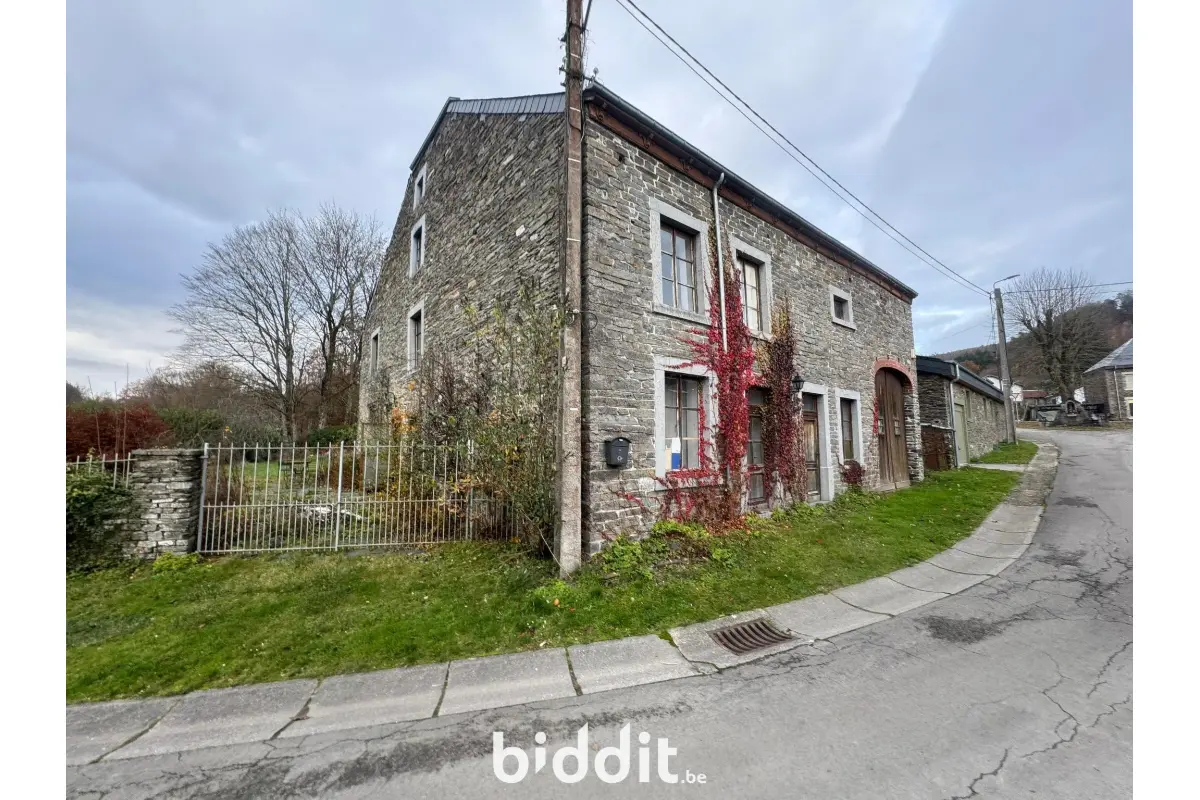 Maison à vendre à Chairière 5550 100000.00€ 3 chambres m² - annonce 695073